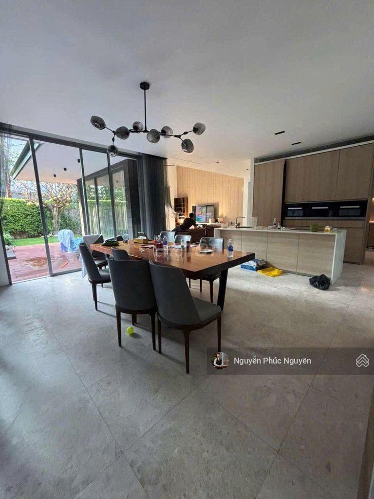 CHO THUÊ VILLA 145B NGUYỄN VĂN HƯỞNG P.THẢO ĐIỀN Q2 DT 25x30m HỒ BƠI 100m² TRỆT 2 LẦU 7PN GIÁ 200tr CHO THUÊ VILLA 145B NGUYỄN VĂN HƯỞNG P.THẢO ĐIỀN Q2 DT 25x30m HỒ BƠI 100m² TRỆT 2 LẦU 7PN GIÁ 200tr