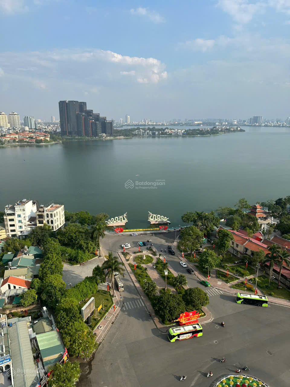 CỰC HIẾM! Toà ELDORADO 85M 2pn2wc Full nội thất, ban công Đông Nam, View trọn Hồ Tây. Giá 16 tỷ.