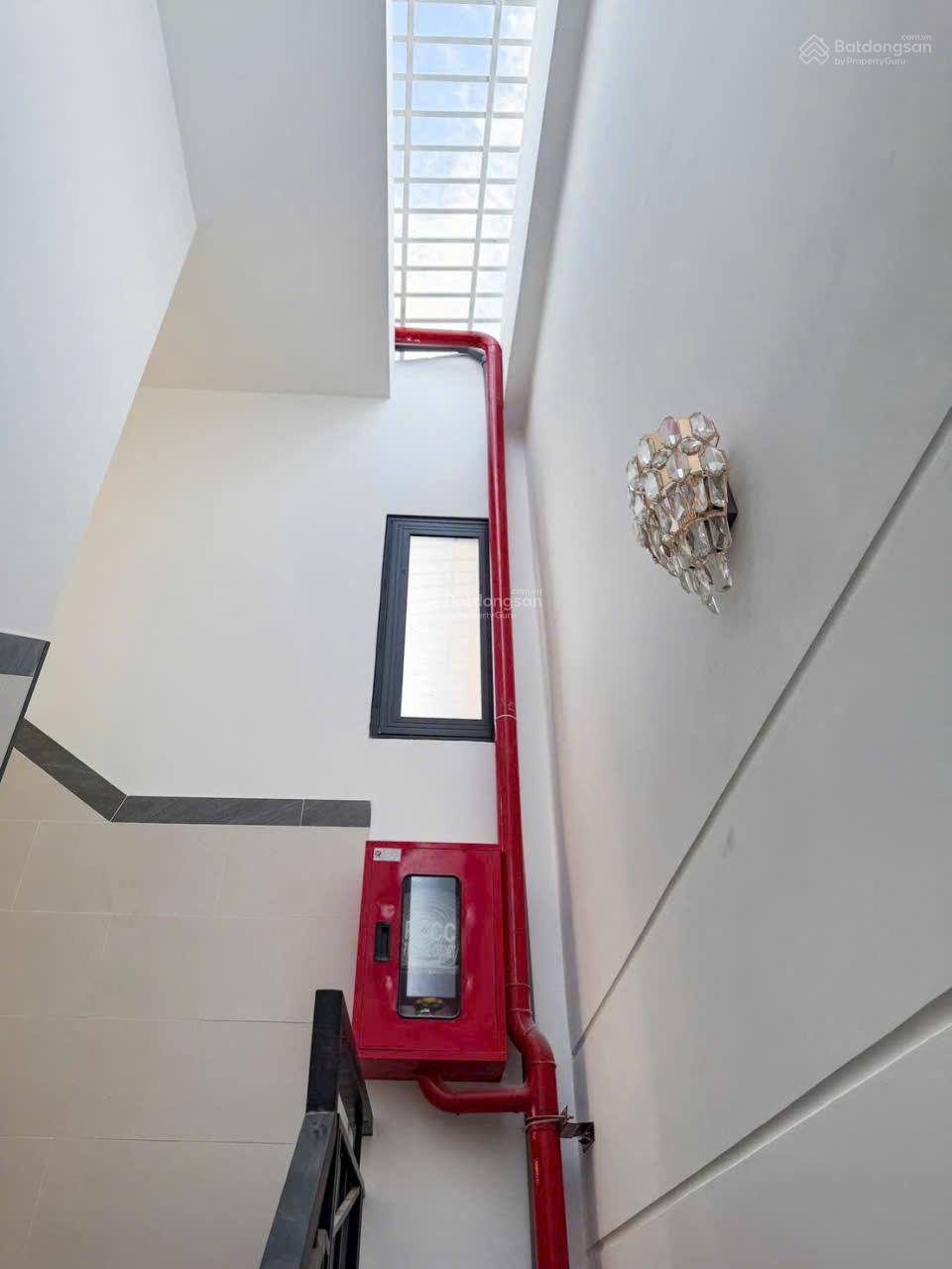 Siêu vị trí tặng GPXD hầm 8 tầng. MT Phạm Văn Đồng. 8x45m NH 11m. CN 368m2. Cấp 4. Giá 28 tỷ