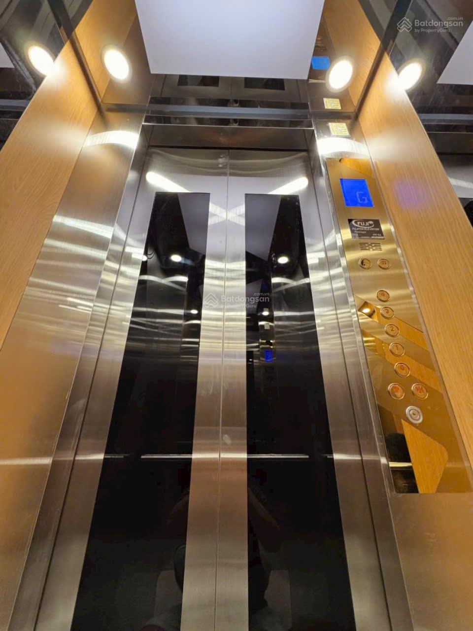 Siêu vị trí tặng GPXD hầm 8 tầng. MT Phạm Văn Đồng. 8x45m NH 11m. CN 368m2. Cấp 4. Giá 28 tỷ