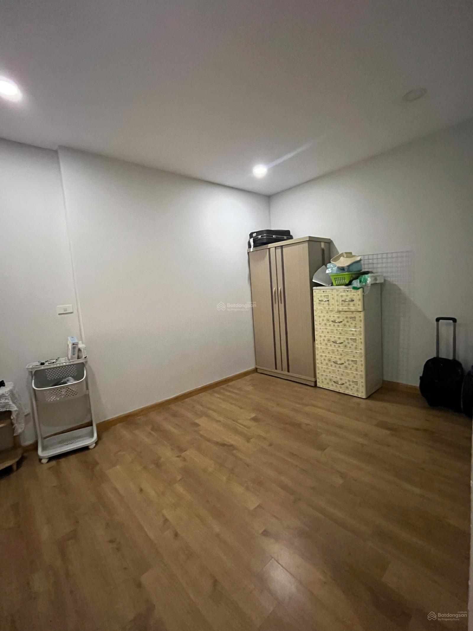 Cho thuê căn hộ chung cư cạnh trường ĐH Phennika, Dương Nội, HĐ. DT 70m2. 2PN, 2VS. Giá 8 triệu