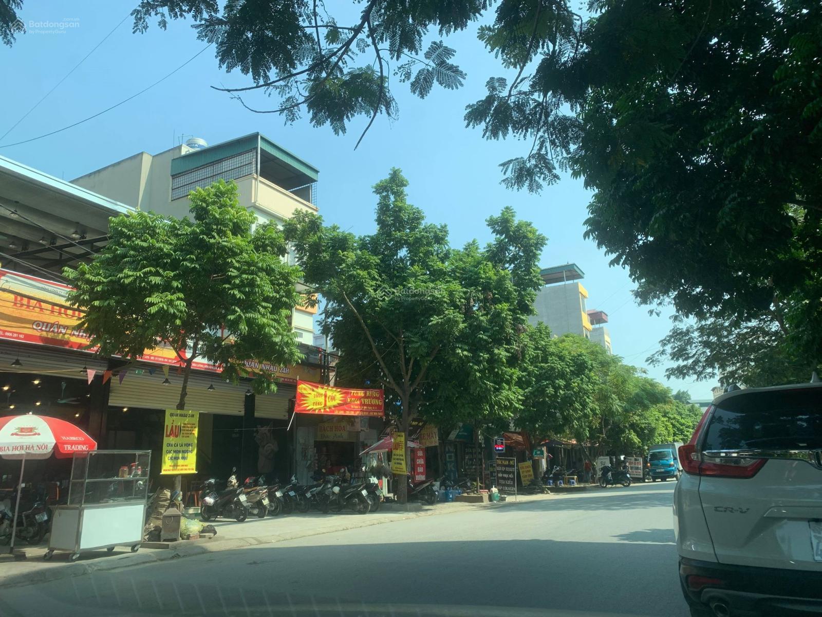 Chính chủ bán gấp nhà mặt phố Mậu Lương. 60m2/5 tầng. Kinh doanh đỉnh. Giá chỉ 2x tỷ