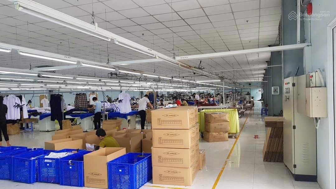 Cho thuê xưởng may mặc, Tân Thới Nhất, Quận 12, DT: 2,400m2