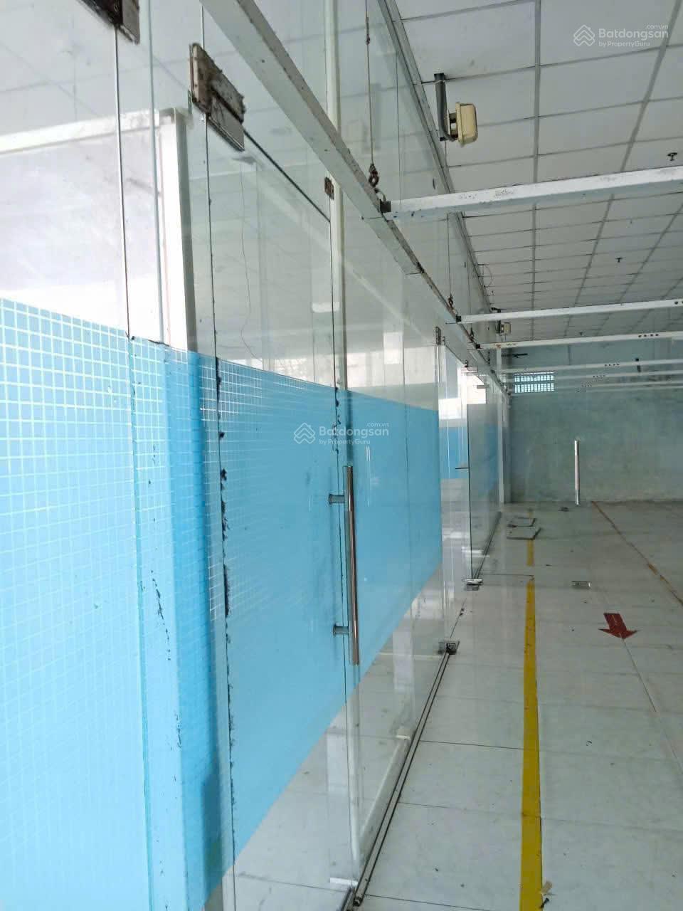 Cho thuê xưởng may mặc, Tân Thới Nhất, Quận 12, DT: 2,400m2