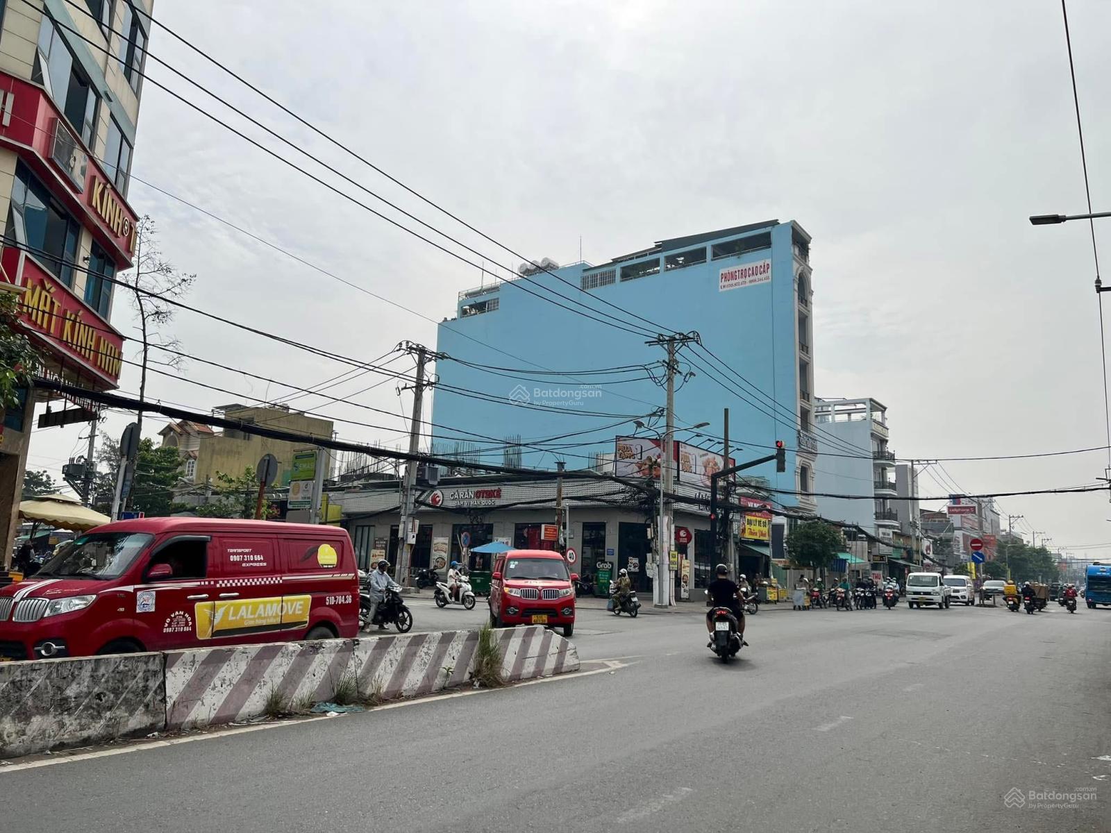 Chính chủ bán nhà 3 tầng 4.2x31,1m MTKD đẹp hiếm Huỳnh Tấn Phát, khu vip Trần Trọng Cung Chính chủ bán nhà 3 tầng 4.2x31,1m MTKD đẹp hiếm Huỳnh Tấn Phát, khu vip Trần Trọng Cung