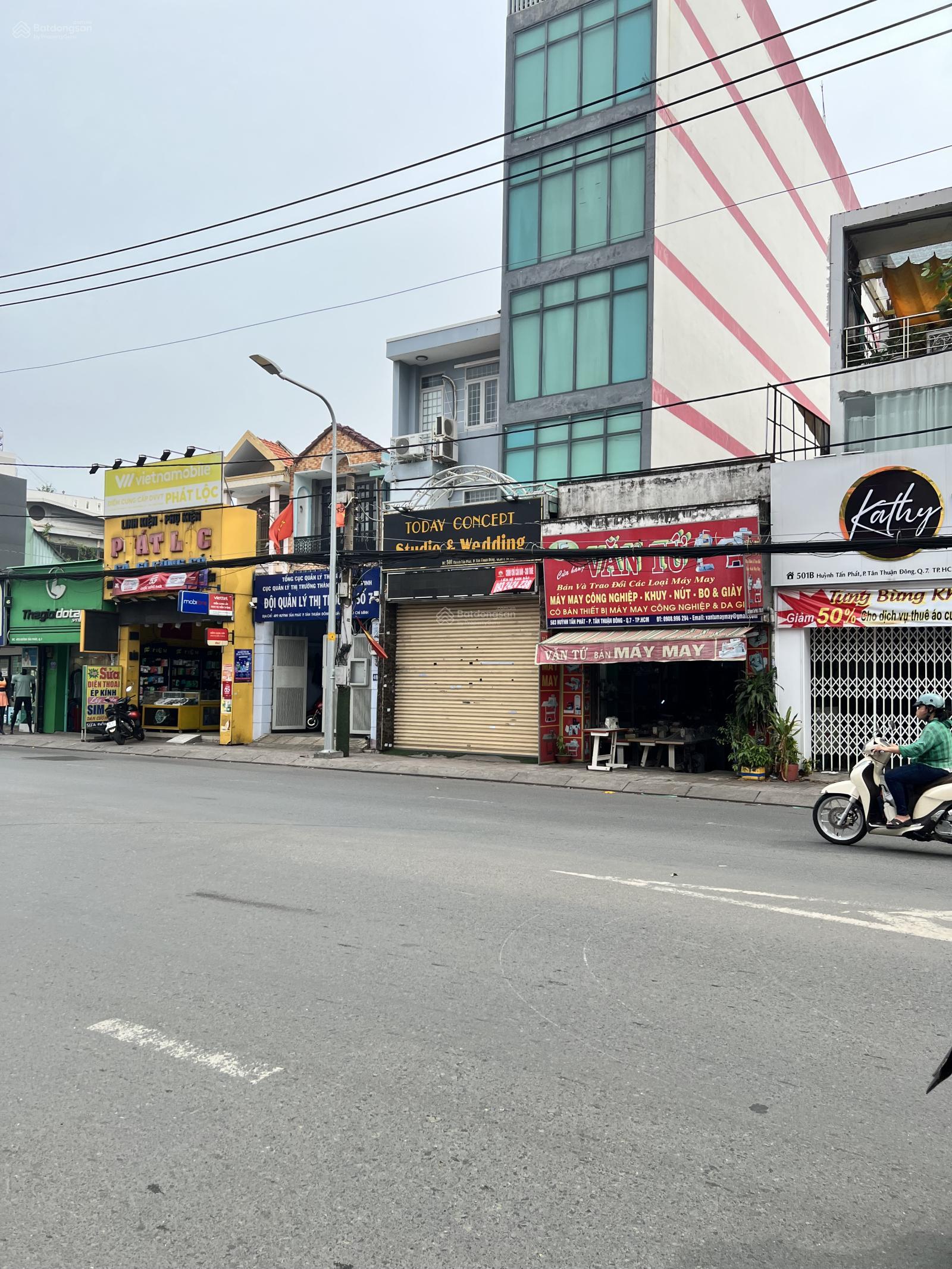 Chính chủ bán nhà 3 tầng 4.2x31,1m MTKD đẹp hiếm Huỳnh Tấn Phát, khu vip Trần Trọng Cung Chính chủ bán nhà 3 tầng 4.2x31,1m MTKD đẹp hiếm Huỳnh Tấn Phát, khu vip Trần Trọng Cung