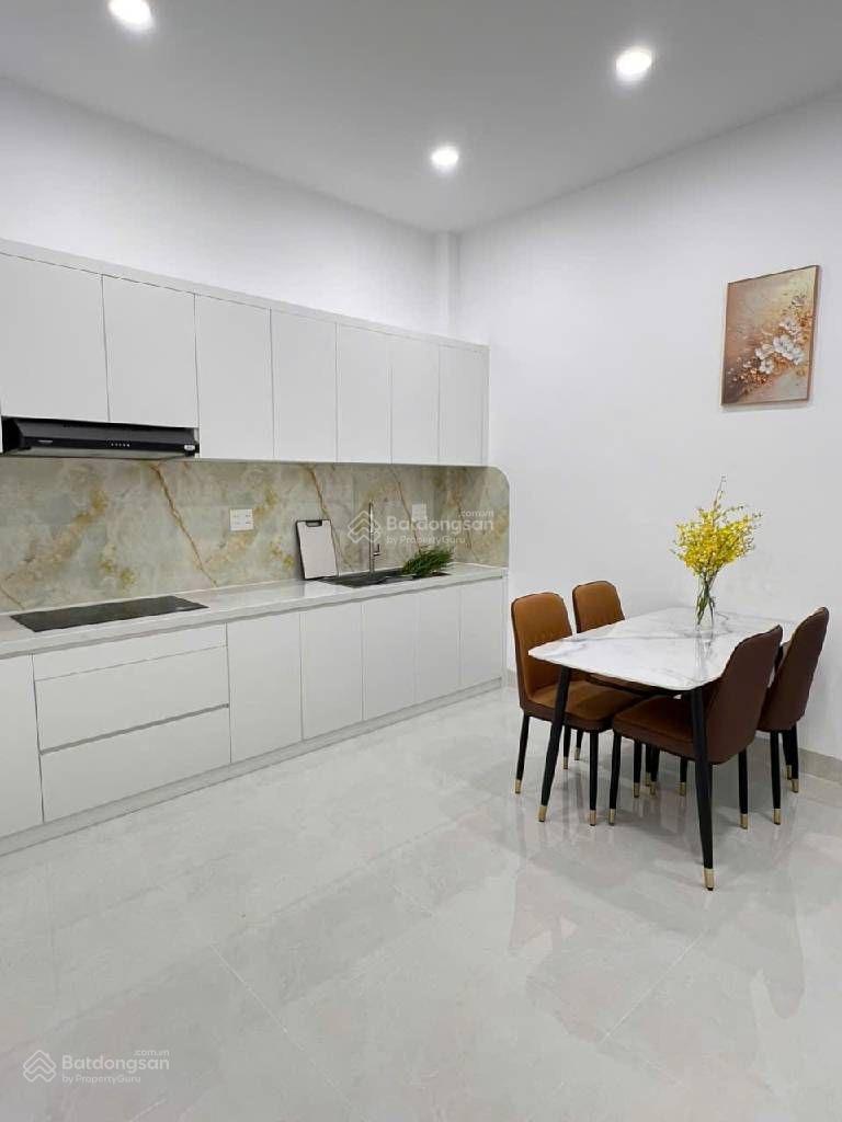 Bán 60m2 - nhà đẹp ở ngay - gần cầu Thị Nghè - 2 tầng - full nội thất - nhỉnh 6 tỉ Bán 60m2 - nhà đẹp ở ngay - gần cầu Thị Nghè - 2 tầng - full nội thất - nhỉnh 6 tỉ