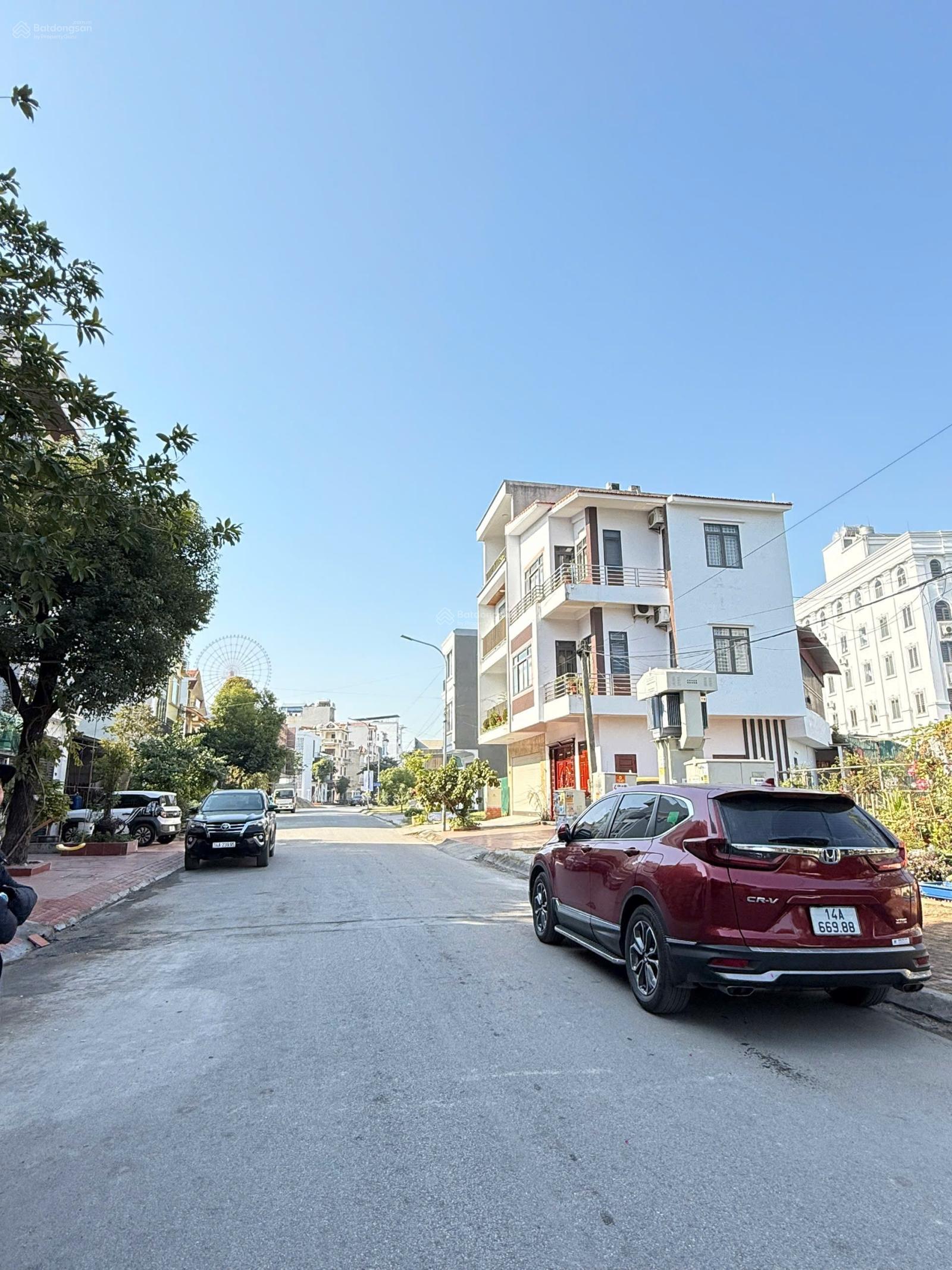 Chính chủ bán nhà 3 tầng 82,5m2 khu Vựng Đâng (Cienco 5) - Yết Kiêu, trung tâm TP. Hạ Long