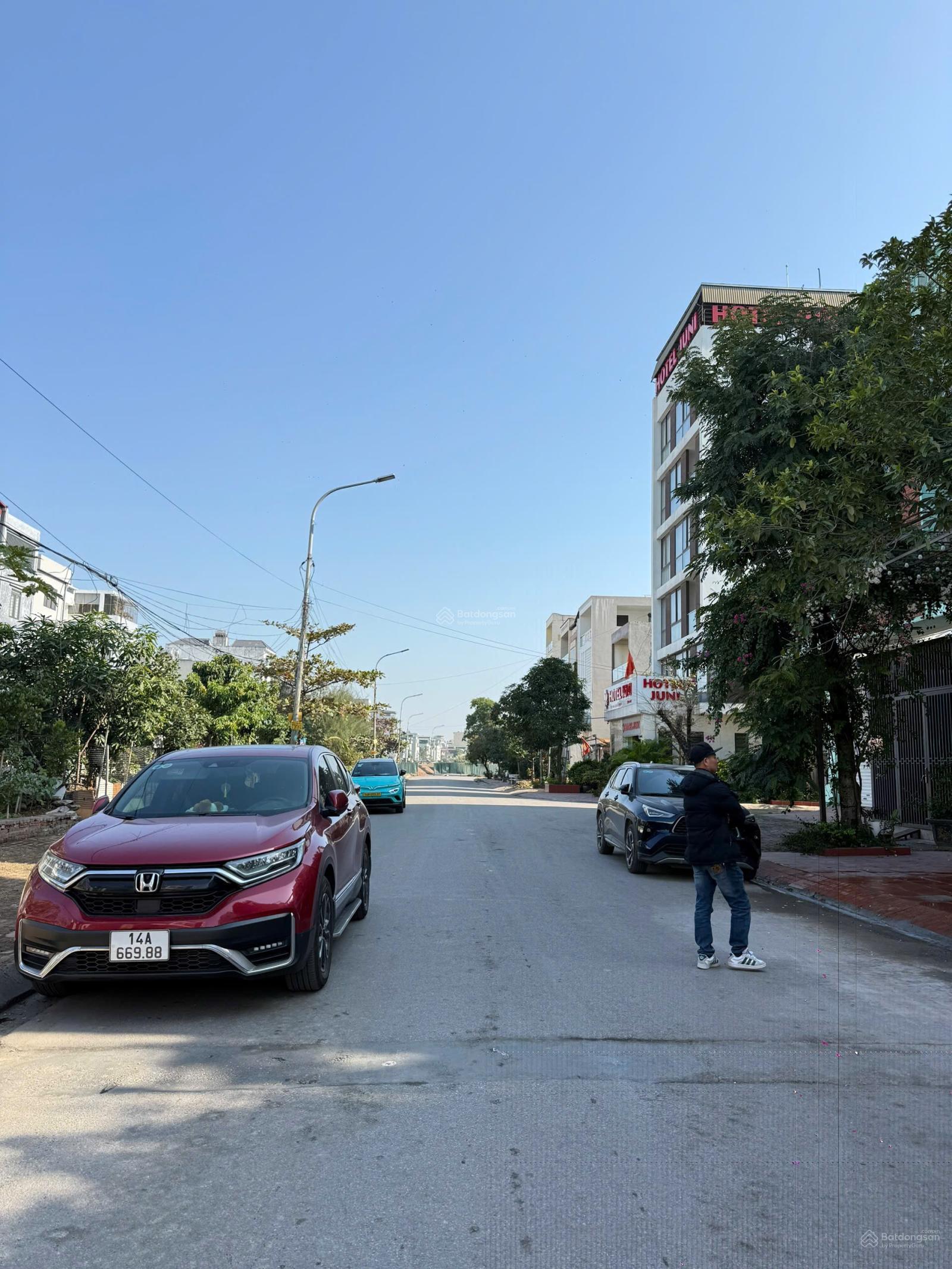 Chính chủ bán nhà 3 tầng 82,5m2 khu Vựng Đâng (Cienco 5) - Yết Kiêu, trung tâm TP. Hạ Long