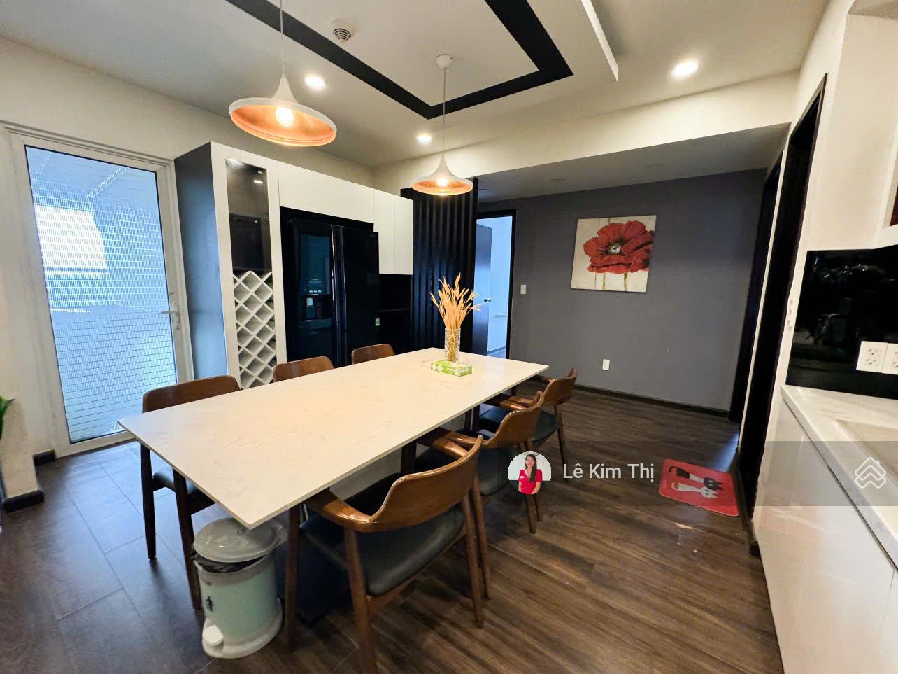 Bán căn hộ 3 phòng ngủ Sunrise City 120m2 giá 9,9 tỷ view Đông tầng trung