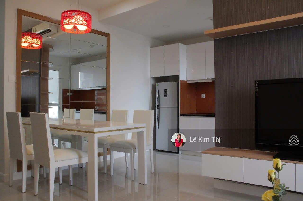 Hot - Bán căn hộ 2 phòng ngủ tại Sunrise City Central, view Đông, không bị chắn, giá 7.2 tỷ
