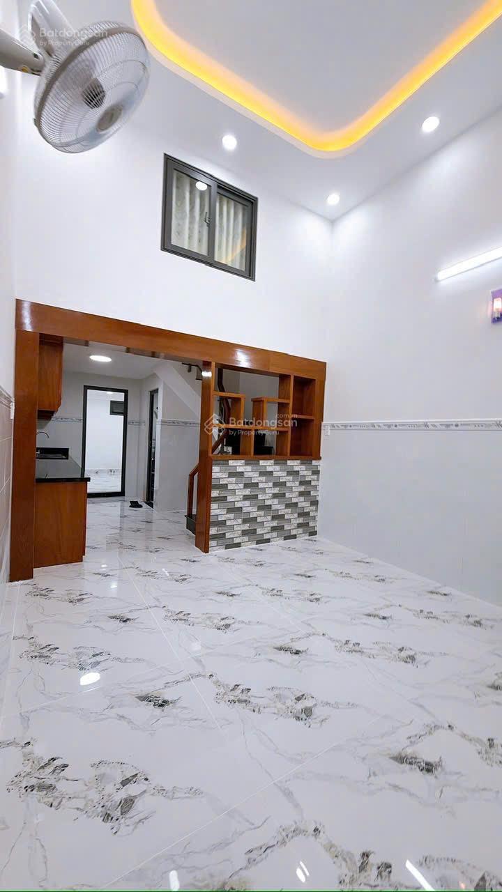 NHÀ BÁN QUẬN 4 SD 200m2 4p3wc Phường Xóm Chiếu, TP.HCM Trung tâm Q4, NHÀ BÁN QUẬN 4 SD 200m2 4p3wc Phường Xóm Chiếu, TP.HCM Trung tâm Q4,