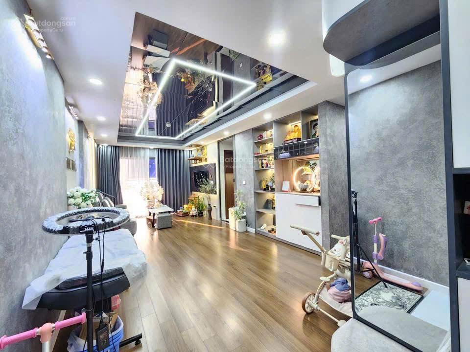 Bán căn hộ toà A1 Phương Đông tại số 8 Trần Thủ Độ, DT 76m2 2PN 2 WC. Giá 6.7 tỷ. LH 0983 873 ***