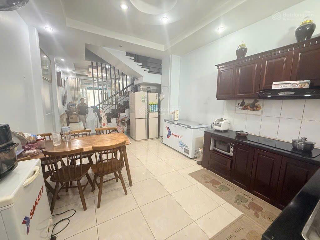 Nhà HXH đs 48, HBC, Thủ Đức, 3 tầng, 70m2. 6.45 tỷ TL chính chủ. Nhà HXH đs 48, HBC, Thủ Đức, 3 tầng, 70m2. 6.45 tỷ TL chính chủ.