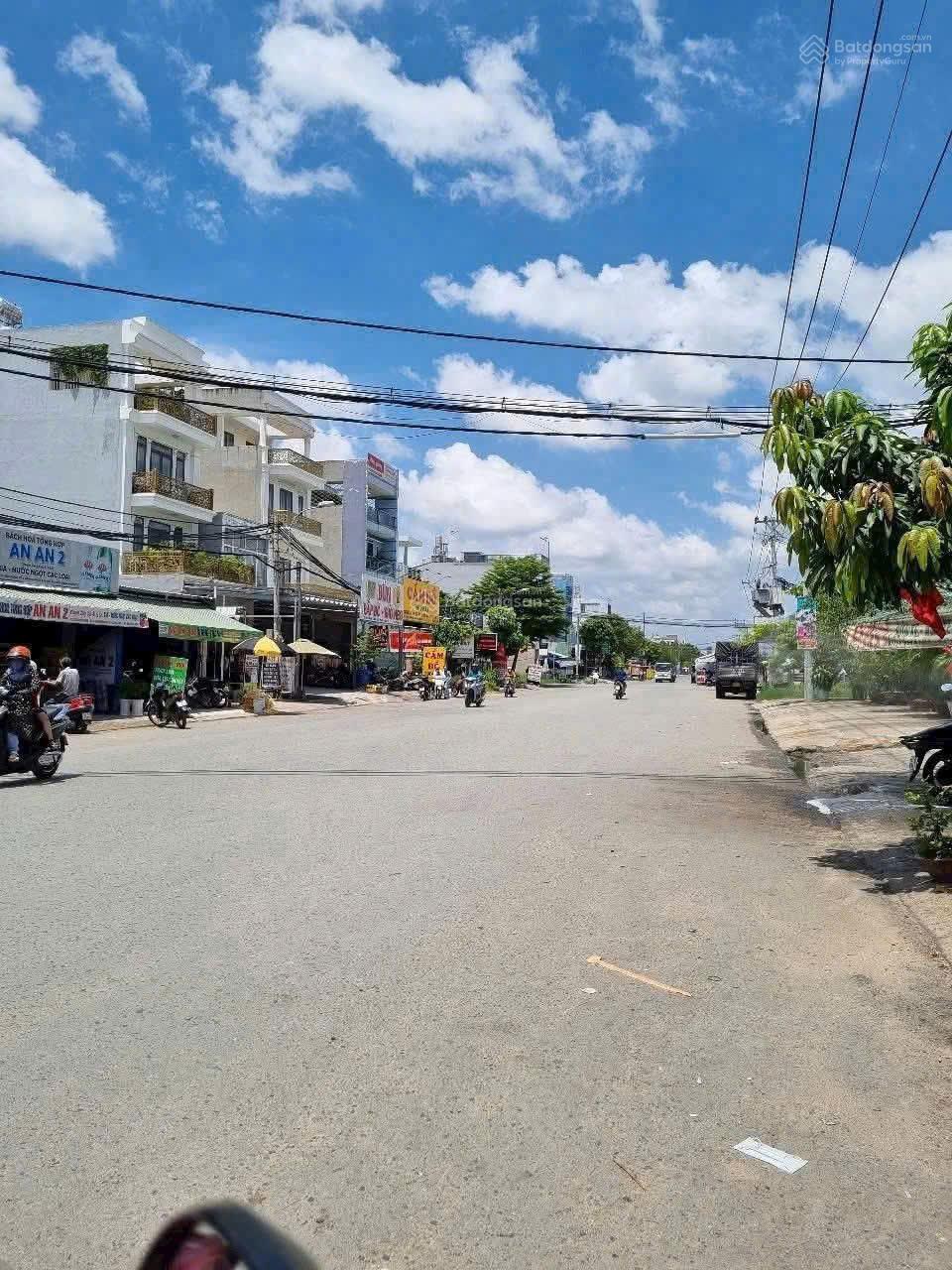 Bán nhà mặt tiền đường Gò Dầu, phường Tân Quý, quận Tân Phú, nhà đang xây, có thang máy, 14,5 tỷ Bán nhà mặt tiền đường Gò Dầu, phường Tân Quý, quận Tân Phú, nhà đang xây, có thang máy, 14,5 tỷ