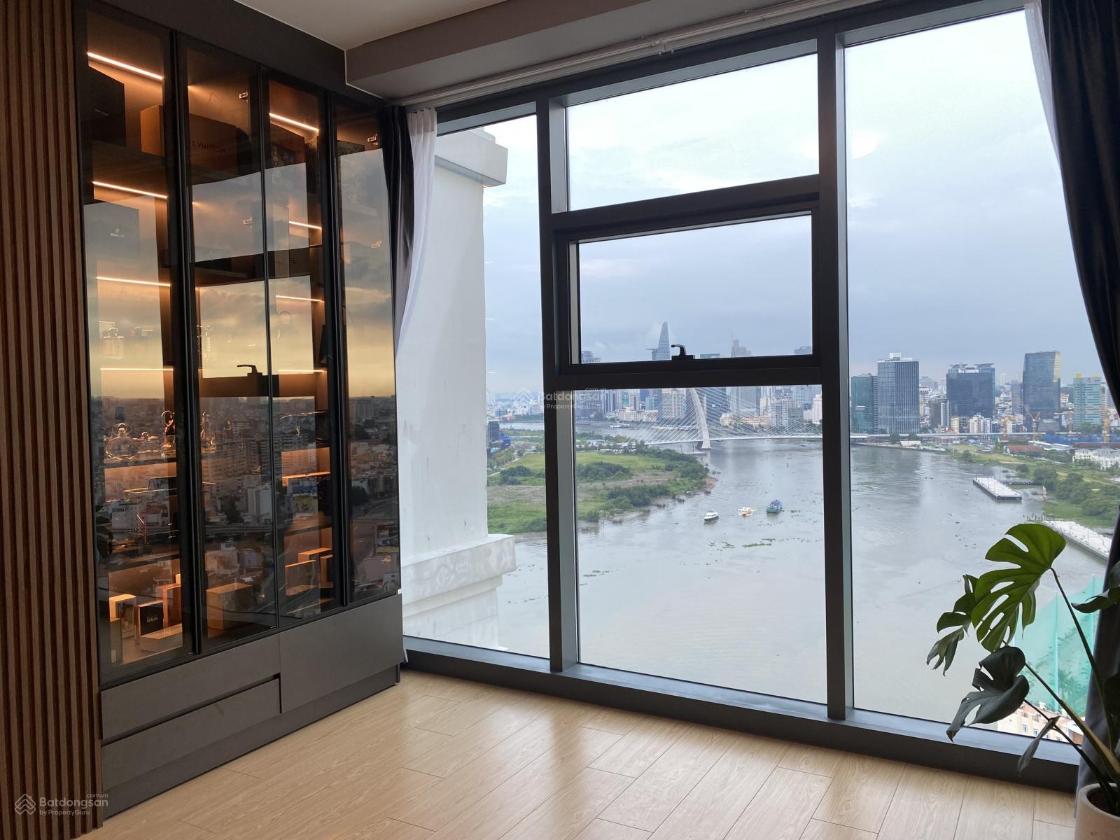 Cho thuê Sunwah Pearl 2PN, Silver House(SH - 07), 105m2 view trực diện sông & Bitexco giá: 50 tr