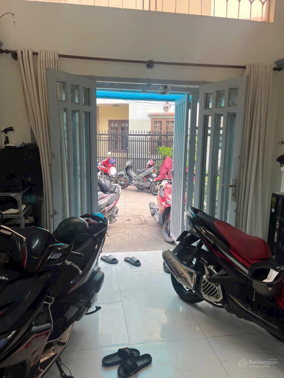 Nhà bán 2 Tầng+ lửng-3,5 x 11-38m2 -3 pn,2 Wc-Hẻm ô tô 6m Liên Tỉnh 5 ( P6Q8 cũ)- sổ hồng h công