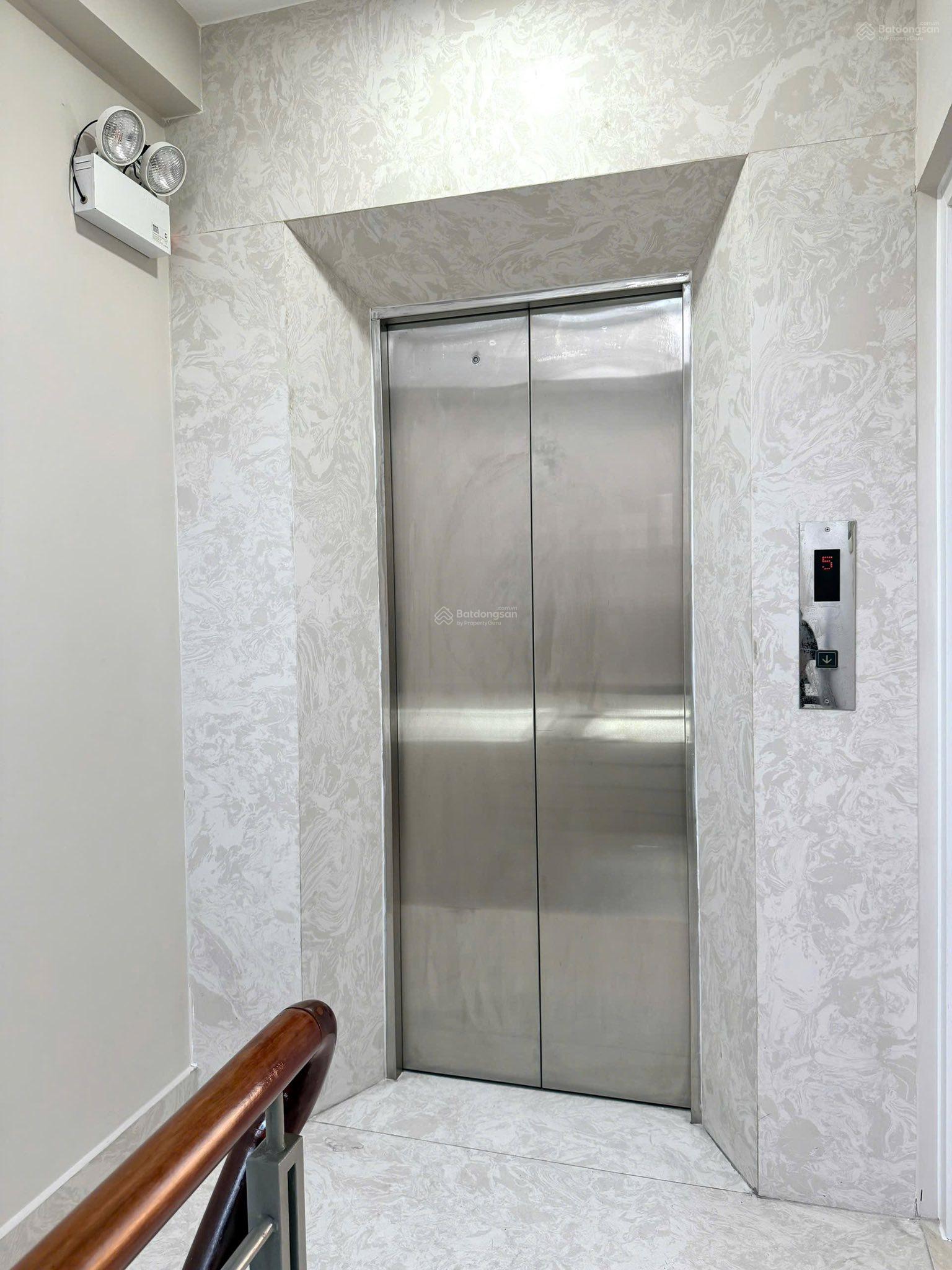 Bán gấp CHDV 11P thu nhập cao đường Phạm Viết Chánh, P. Nguyễn Cư Trinh - Quận 1 (6mx15m), 5 tầng Bán gấp CHDV 11P thu nhập cao đường Phạm Viết Chánh, P. Nguyễn Cư Trinh - Quận 1 (6mx15m), 5 tầng