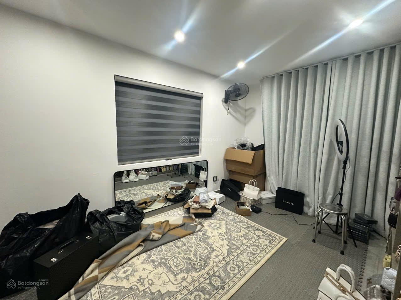 Bán nhà 5 tầng, DT 48m2, lô góc, Ô tô vào nhà, tránh đỗ, Hoàng Văn Thái, Thanh Xuân, giá chỉ 18 tỷ