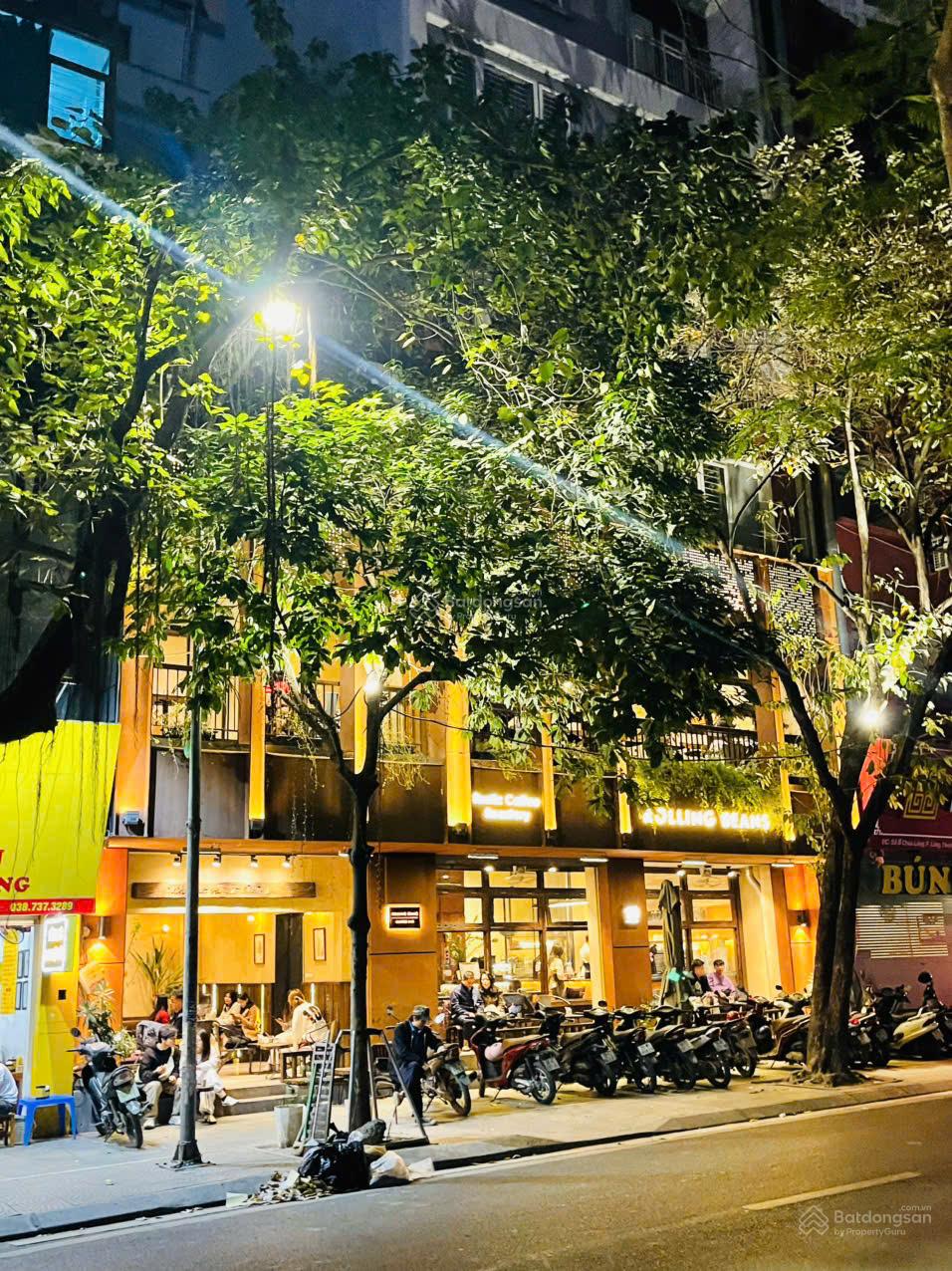 Cho thuê nhà phố Nguyễn Tuân 100m x 5 tầng mặt tiền 15m Call em Điện kẻo bỏ lỡ mặt bằng đẹp !