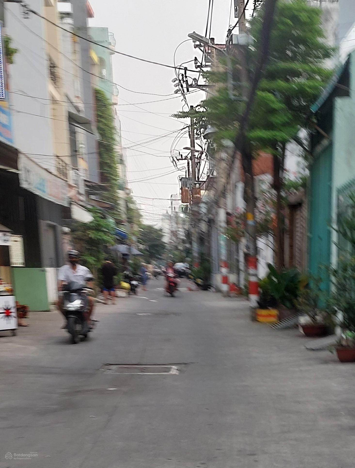 Xuất cảnh cần bán gấp lô đất diện tích lớn sát Chợ Trần Văn Quang