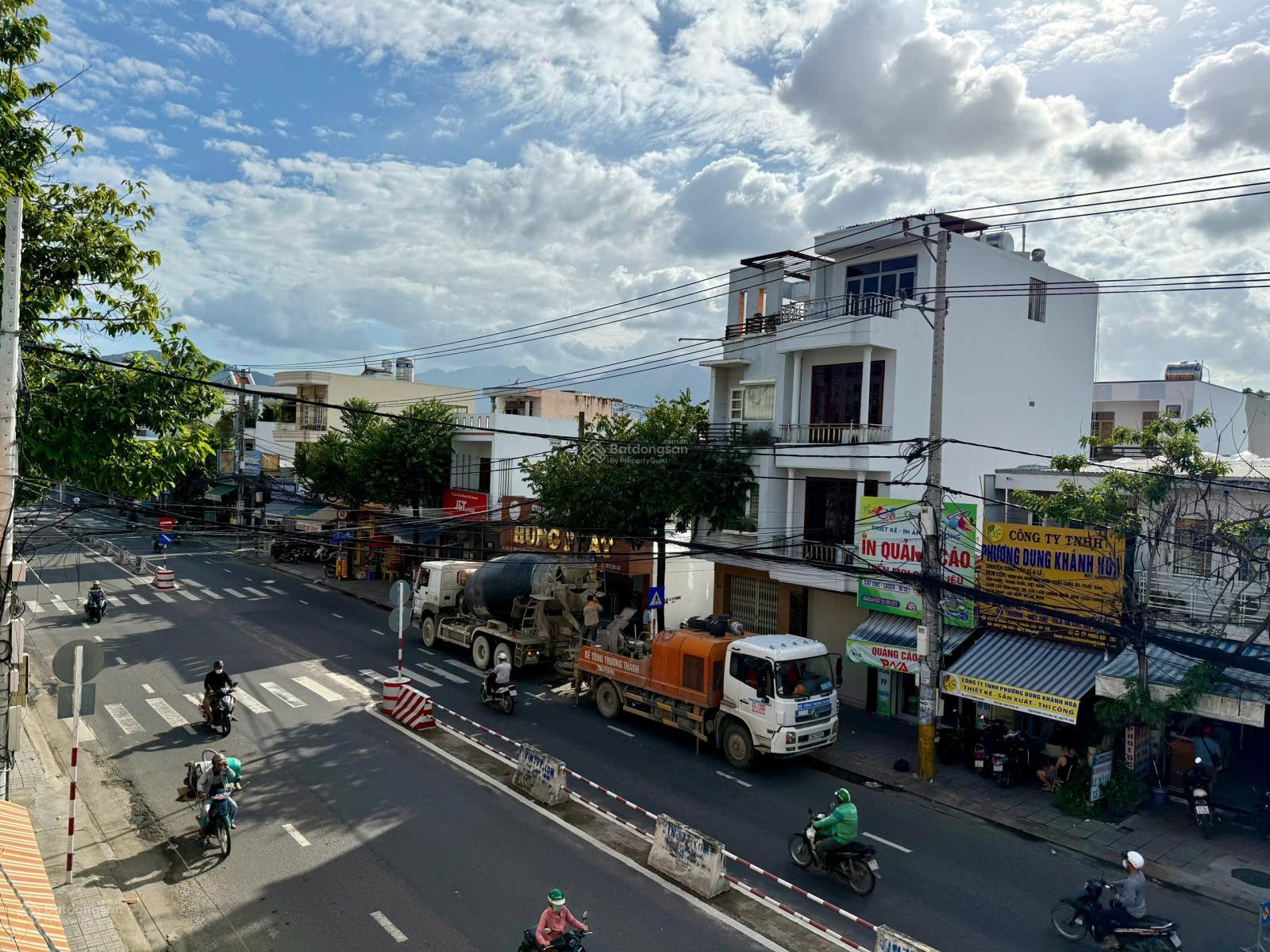 Nhà mặt tiền Lê Hồng Phong, Phước Long ngang 6m chỉ 12,5 tỷ thích hợp kinh doanh. 0931 800 ***