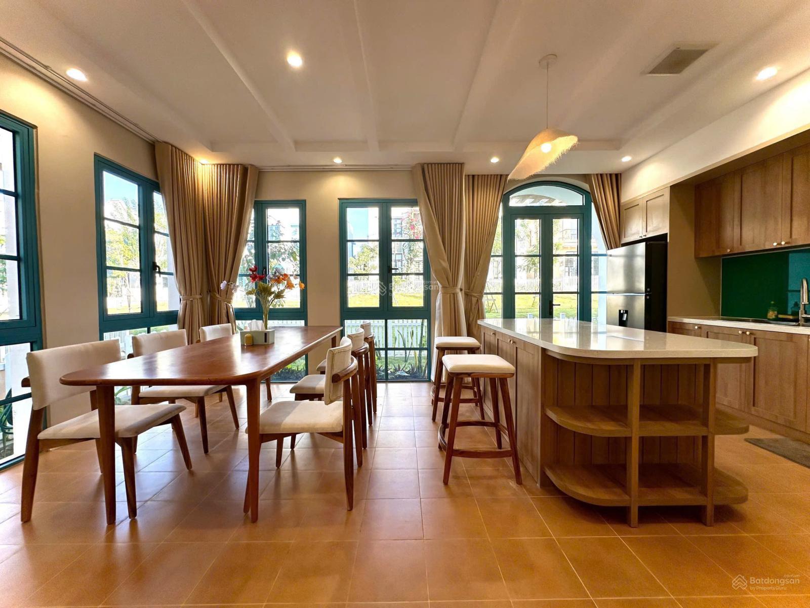 CẦN BÁN NHANH BIỆT THỰ NẰM TRÊN ĐƯỜNG CHÍNH 16M GIÁ 5.5 TỶ TẶNG FULL NỘI THẤT CAO CẤP