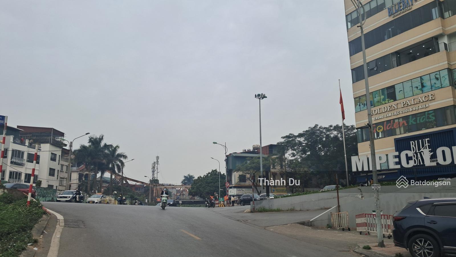 Cho thuê mặt bằng văn phòng Ngọc Lâm, Long Biên, 120m2 giá 12 triệu