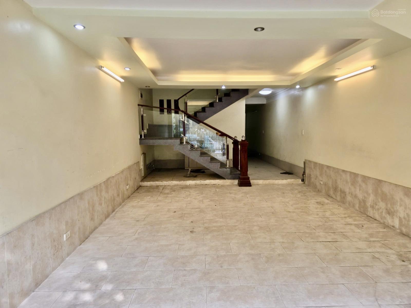 Cần bán căn 5 tầng x 100m ( 5x 20 ) mặt đường Hạ Lý. Giá chỉ 12.8 tỷ