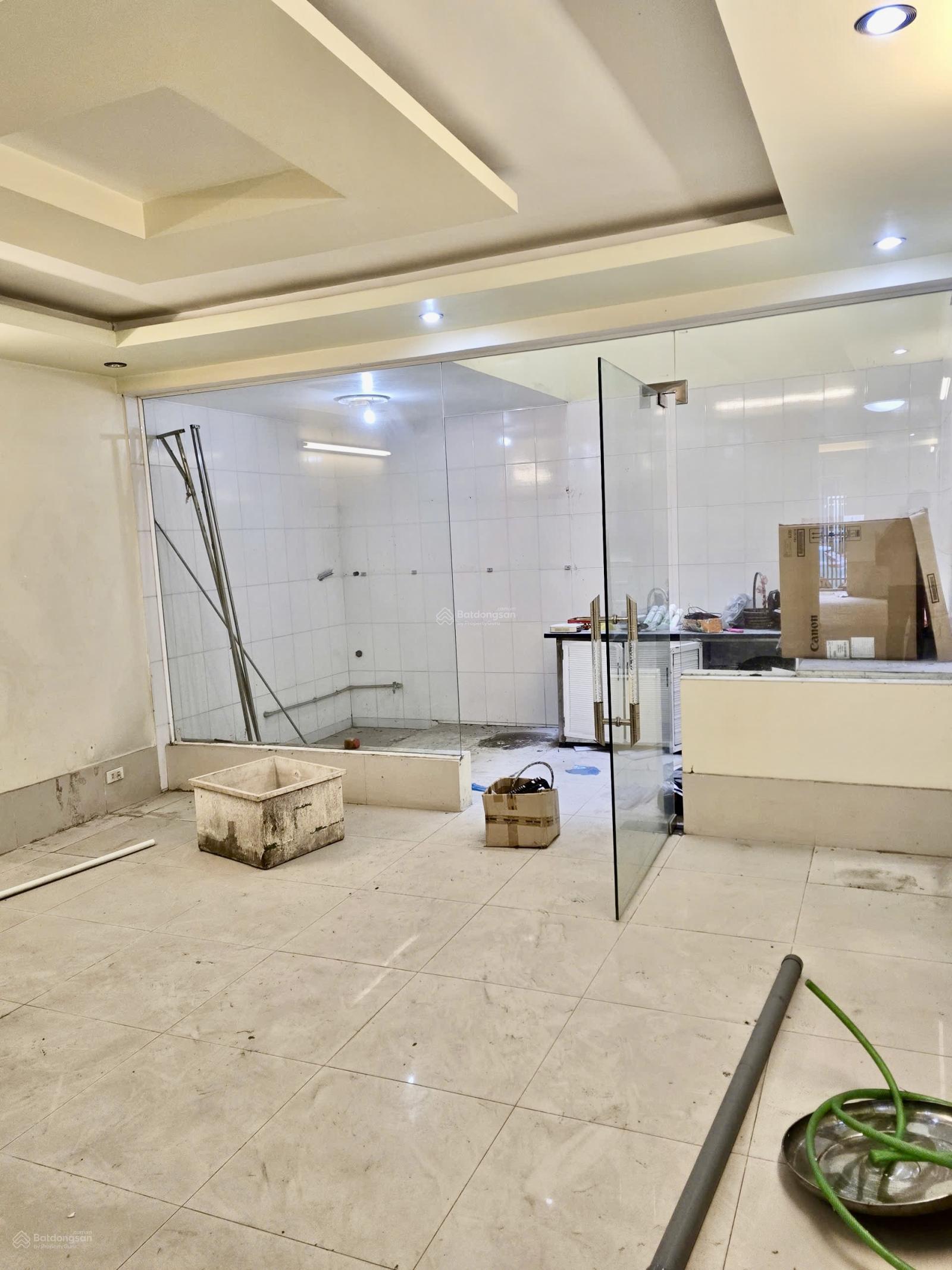 Cần bán căn 5 tầng x 100m ( 5x 20 ) mặt đường Hạ Lý. Giá chỉ 12.8 tỷ