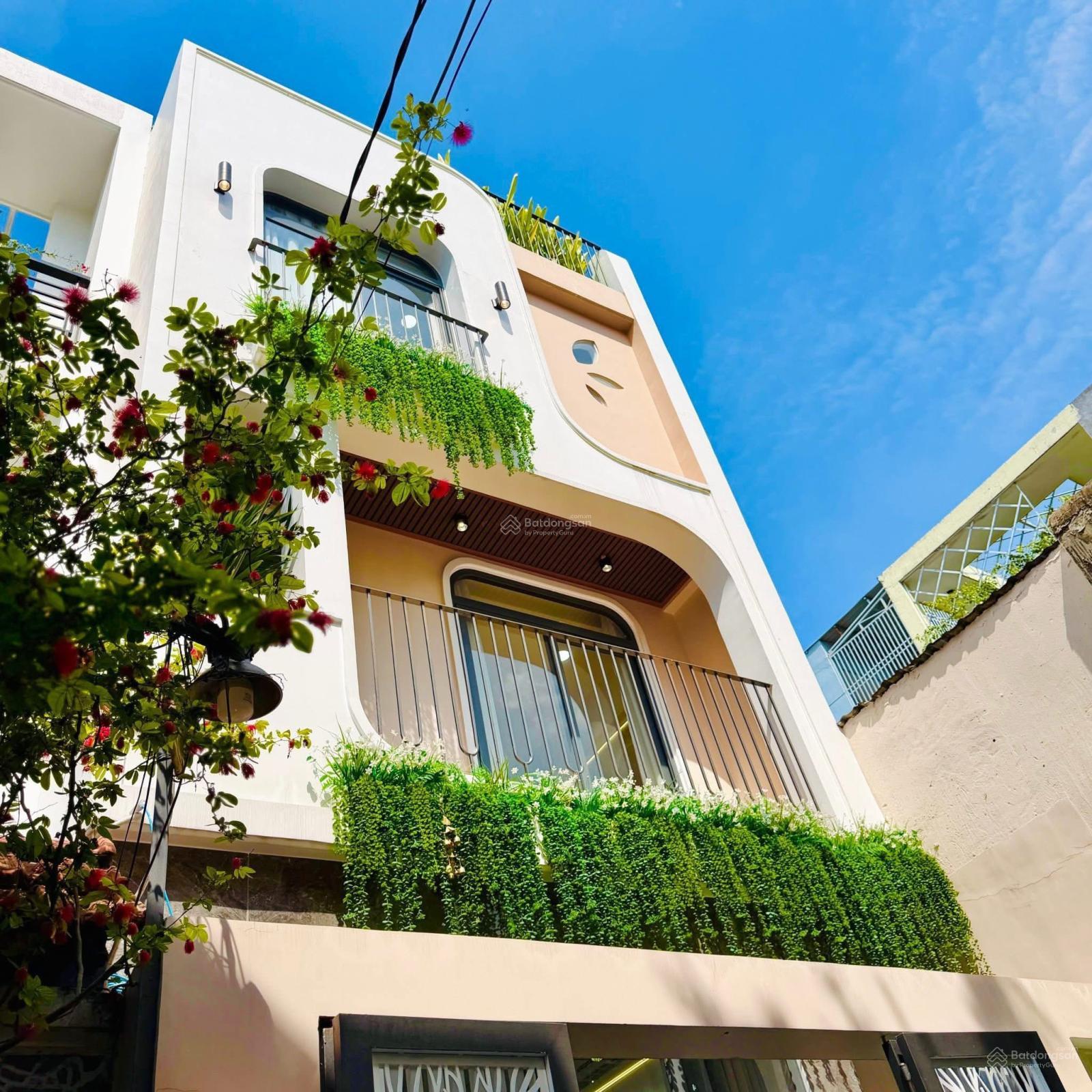 Siêu phẩm mới xây 4 tấm 3PN (có phòng master) P12 xây mới 100% đường Phan Huy Ích giá 5 tỷ 980 tr