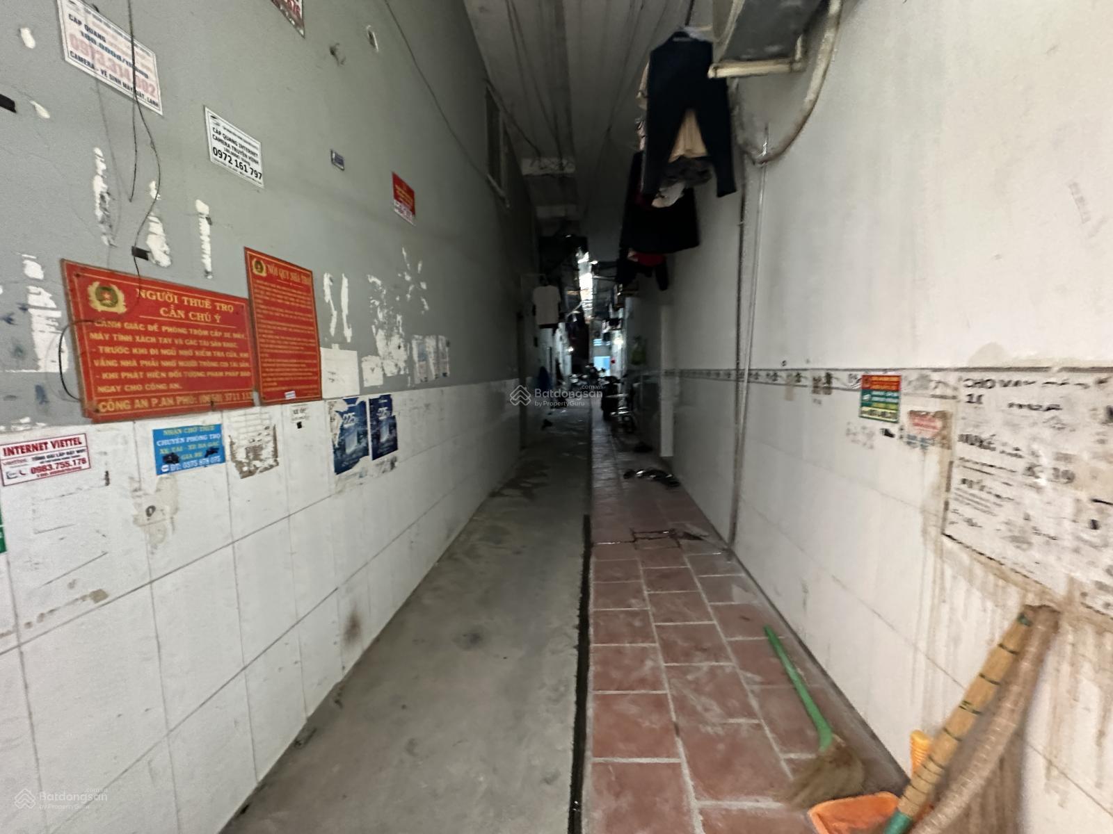 Chủ ngợp, bán gấp nhà trọ visip1, thu nhập 14tr2. Nhà lầu chắc chắn, vị trí thông kinh doanh. Lh em