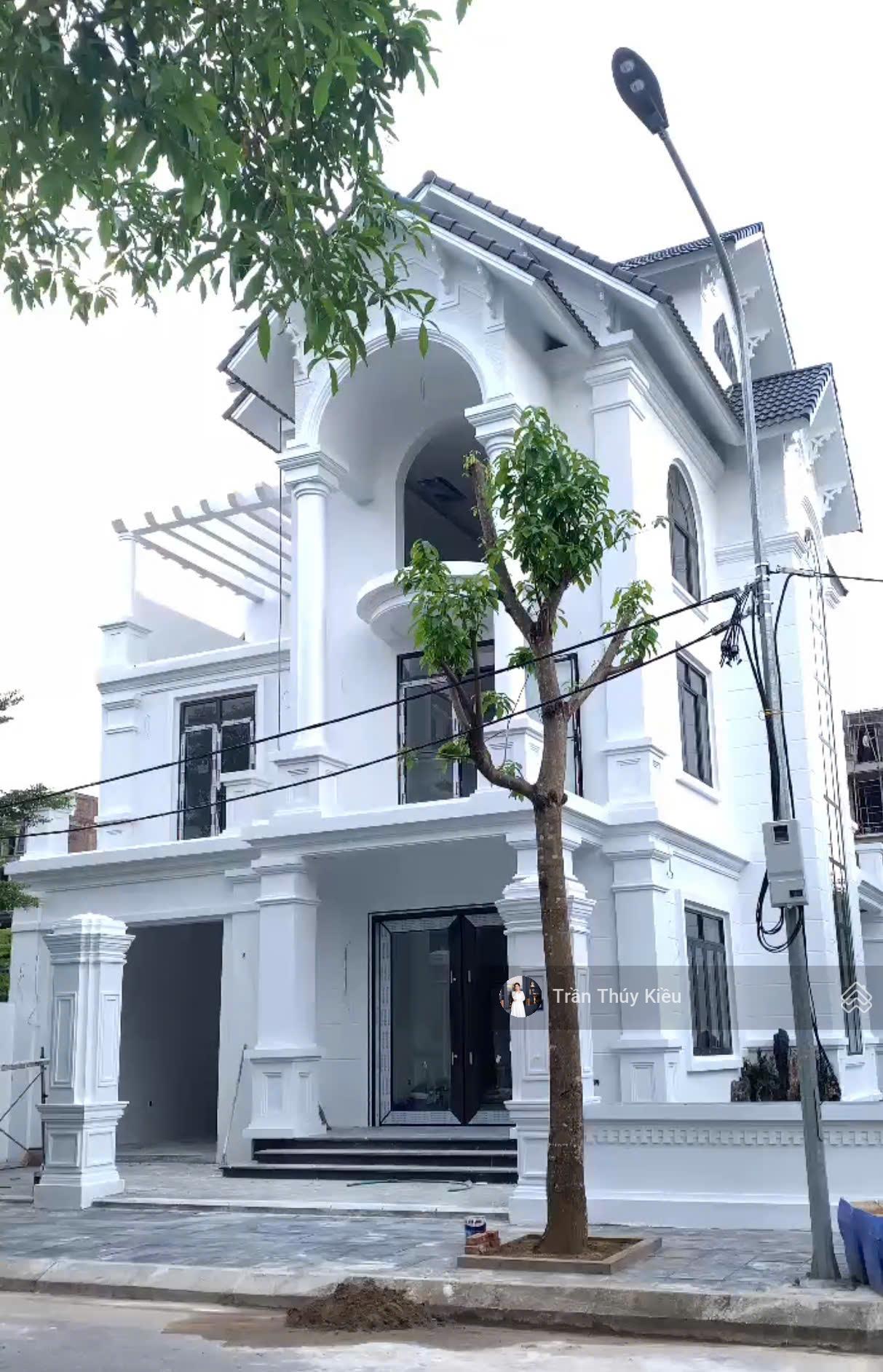 Hòa Lạc - Chính chủ bán nhà liền kề 5 tầng tại dự án Thiên Mã view hồ giá cực tốt