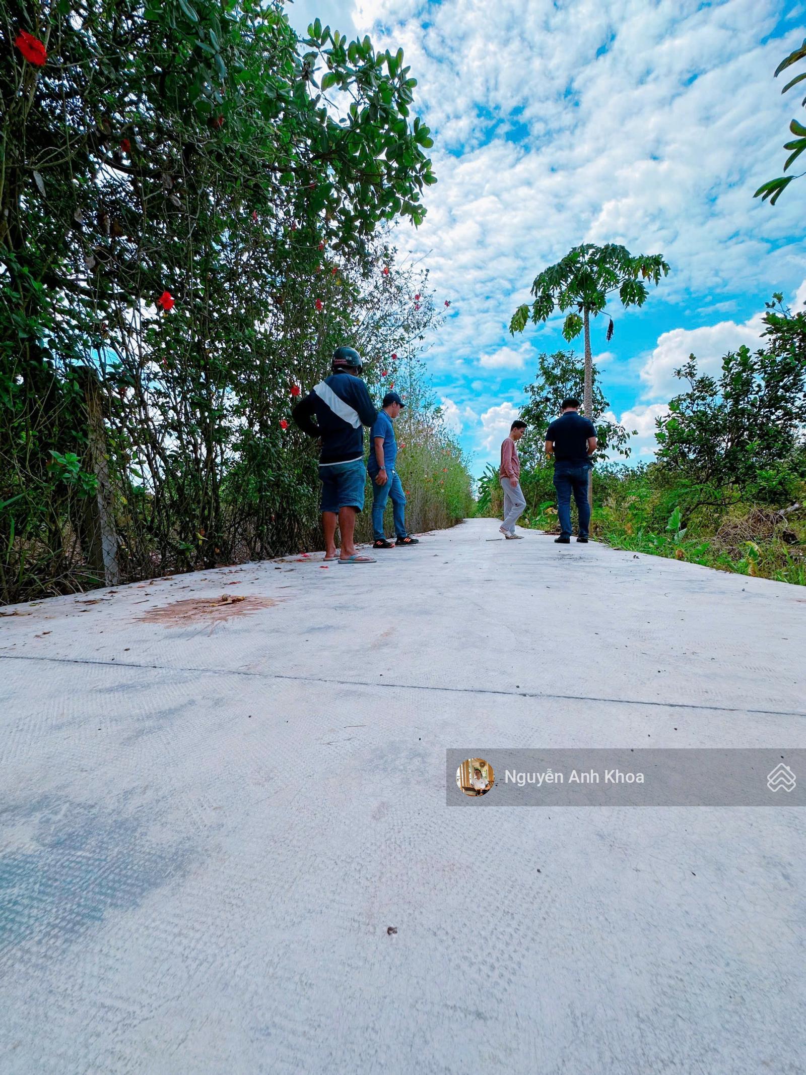 Chính chủ bán gấp đất nền sổ riêng giá chỉ 499 triệu Định Quán Đồng Nai