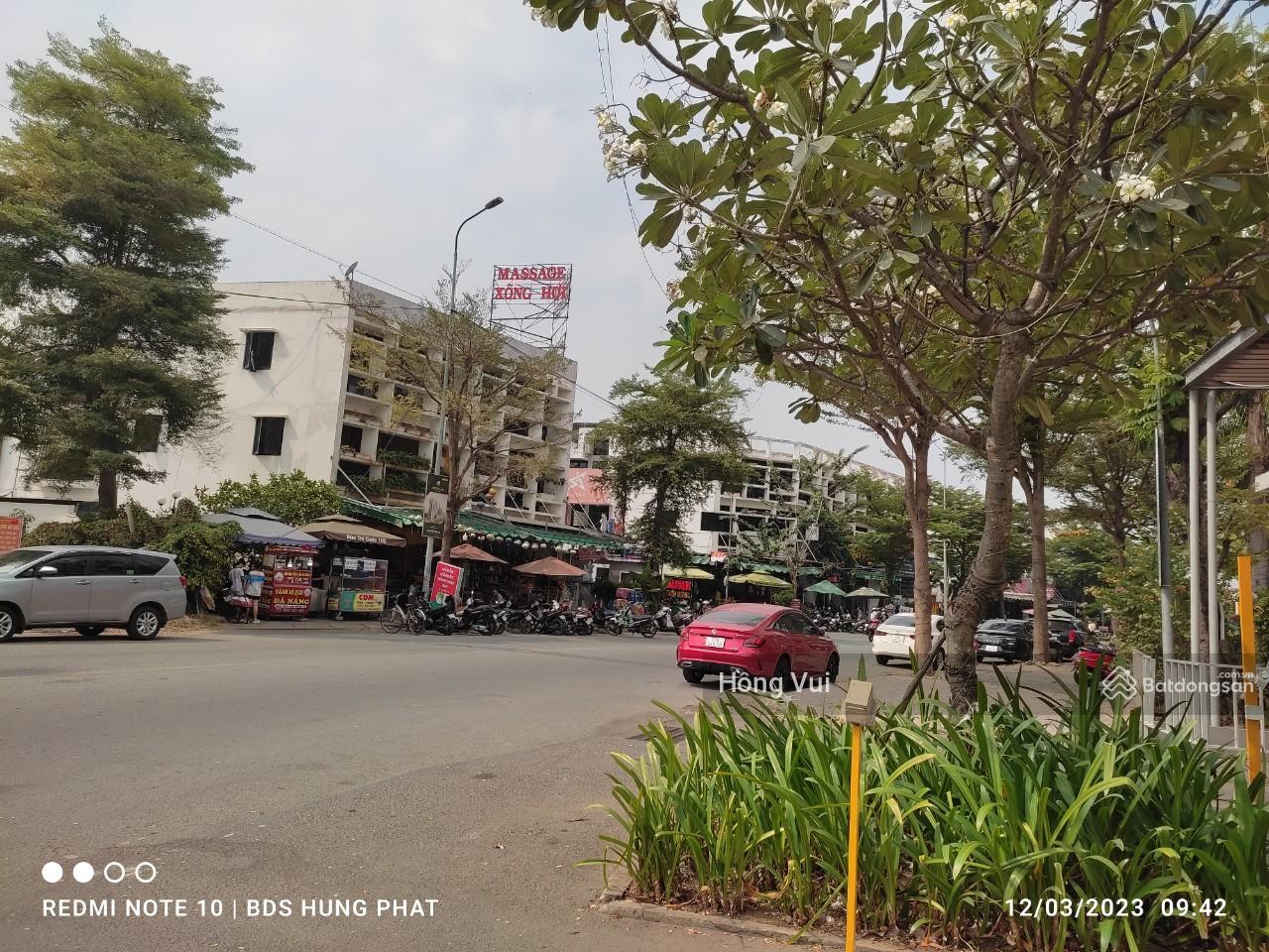 Cần cho thuê nhà phố Lavila đường 35CL 7x17m gồm trệt 3 lầu giá 17tr/th. LH 0938 821 ***