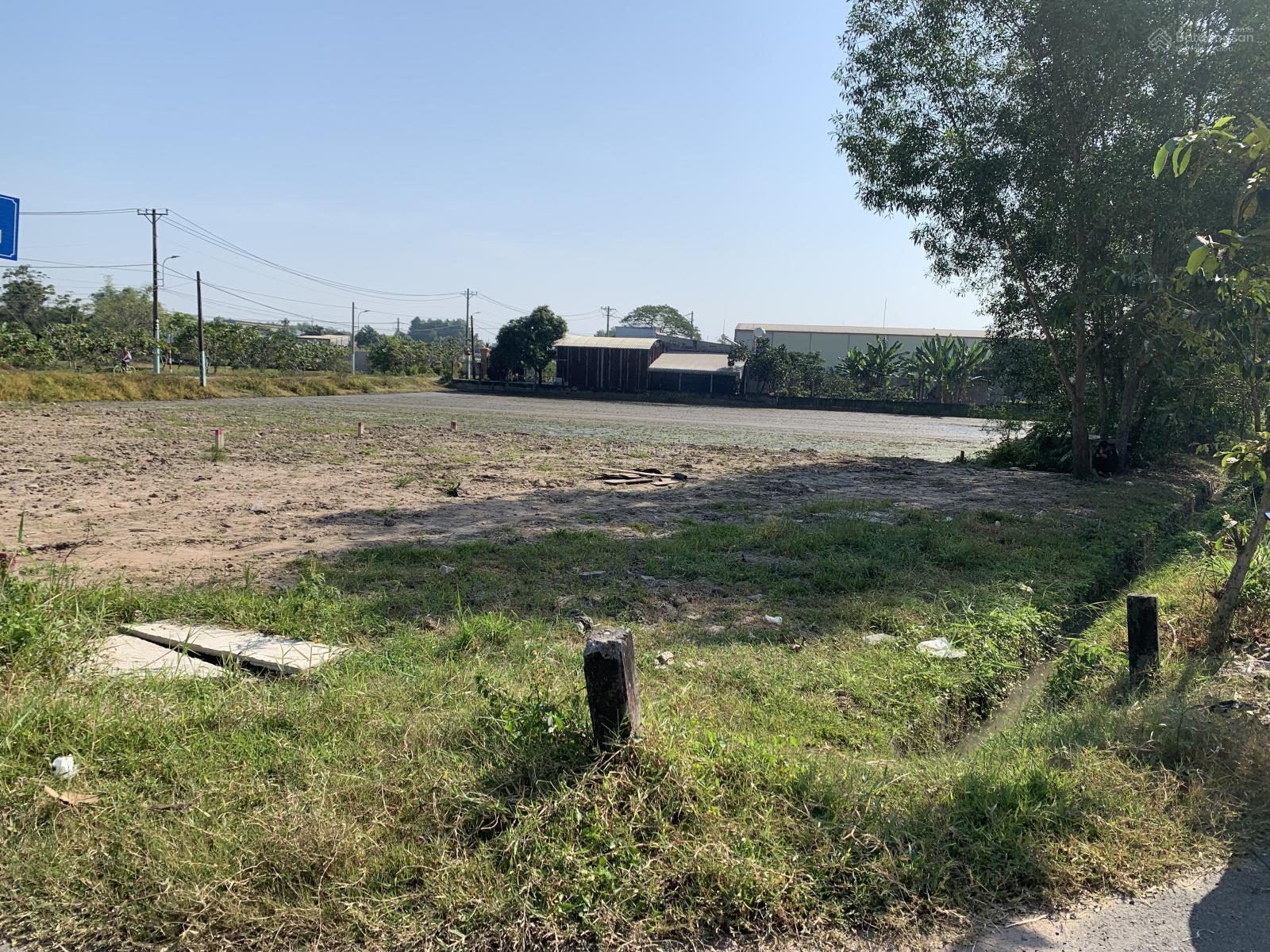 Anh chị ba của tôi ly thân cần gấp lô đất góc 2 mặt tiền nằm ở xã Phước Hiệp Củ Chi giá 1 tỷ 8 Anh chị ba của tôi ly thân cần gấp lô đất góc 2 mặt tiền nằm ở xã Phước Hiệp Củ Chi giá 1 tỷ 8