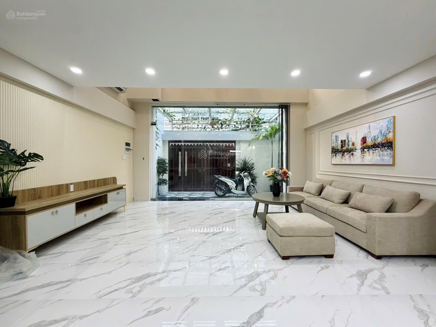 Bán nhà Phạm Viết Chánh Q1 ,5 Lầu Thang máy 29,5 tỷ TL Bán nhà Phạm Viết Chánh Q1 ,5 Lầu Thang máy 29,5 tỷ TL