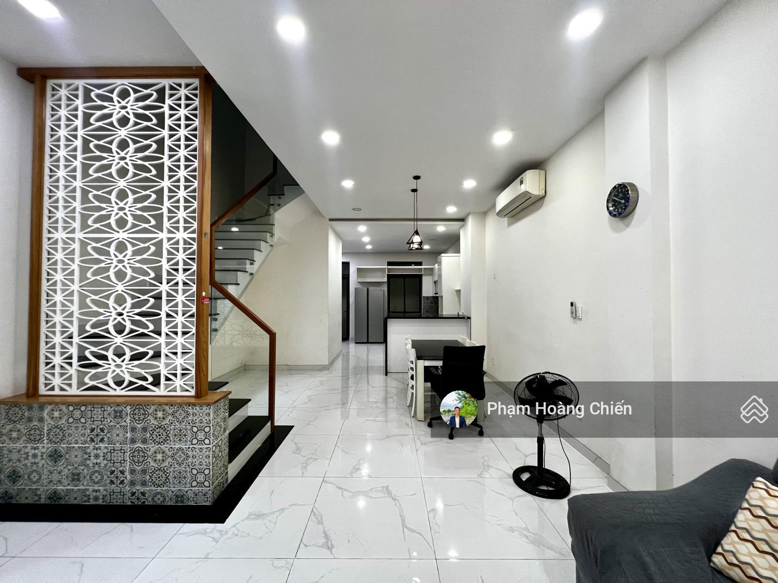 Cho thuê nhà phố Lakeview City, DT 5x20m giá 29 triệu full nội thất, 4PN 5WC,LH 0907 110 *** Em Chiến