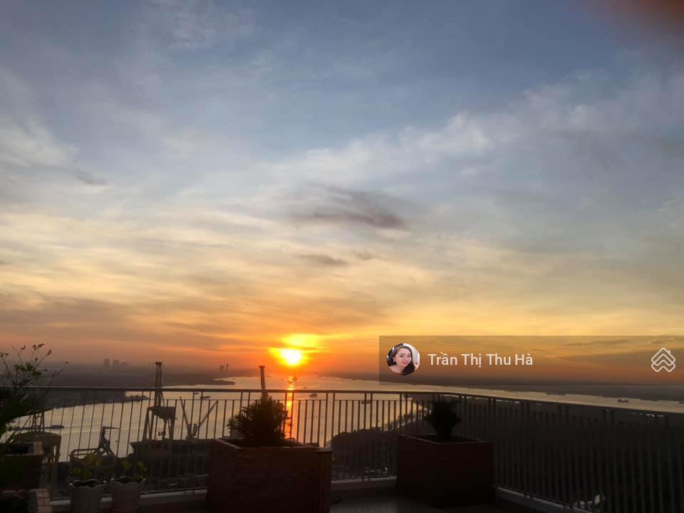 PENTHOUSE LUXGARDEN QUẬN 7- 111M 3PN2WC 1 KHO- GIÁ 13TR