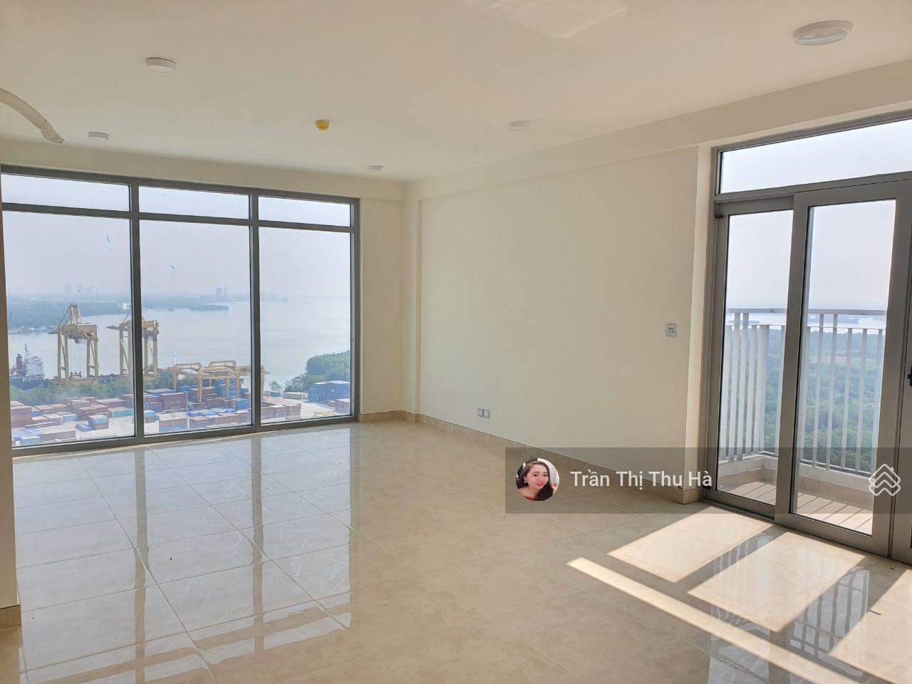 PENTHOUSE LUXGARDEN QUẬN 7- 111M 3PN2WC 1 KHO- GIÁ 13TR