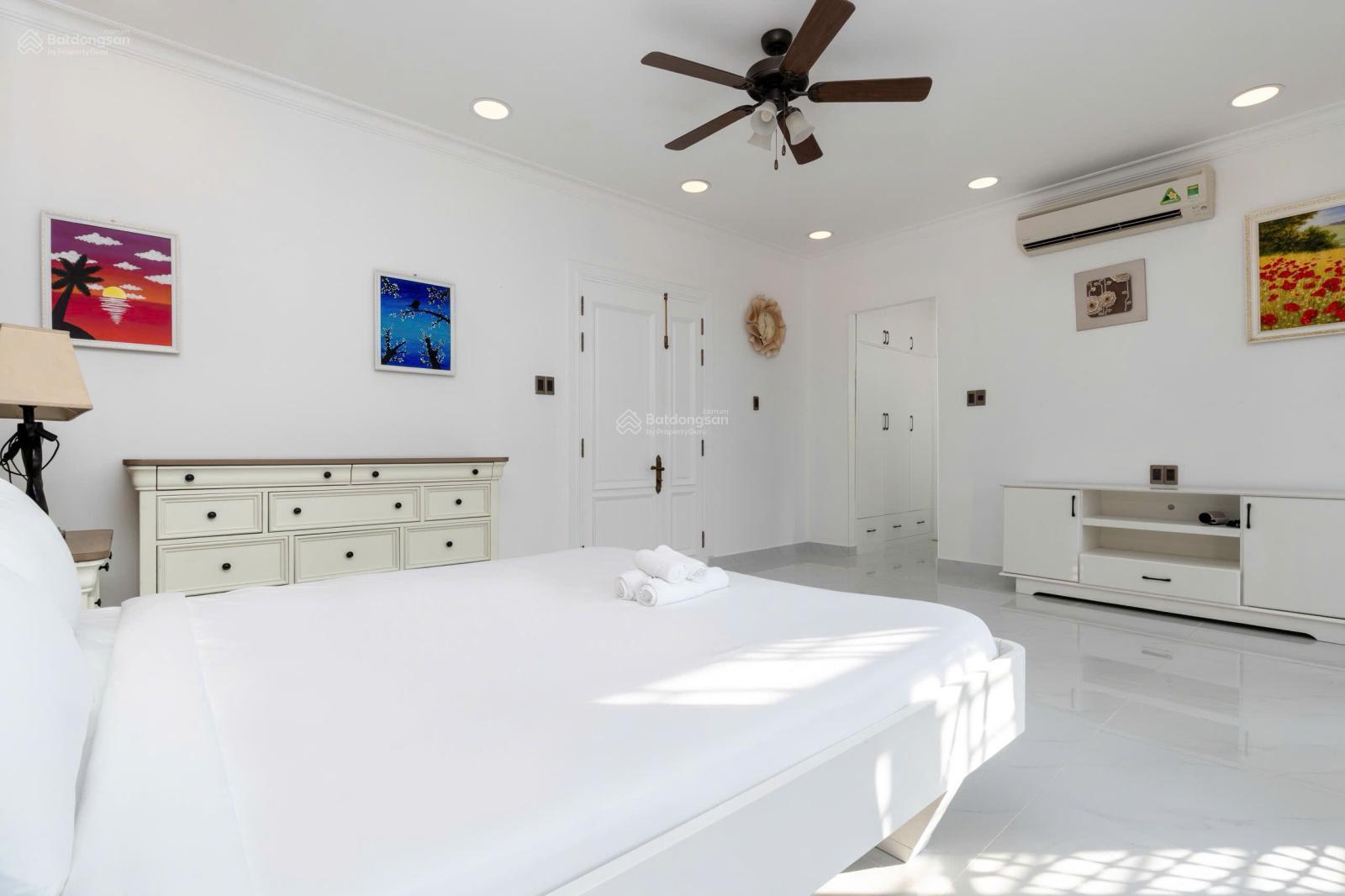 Cho thuê biệt thự full nt cao cấp, 7pn 6wc, hồ bơi, phòng karaoke, bàn bida- 150r/th