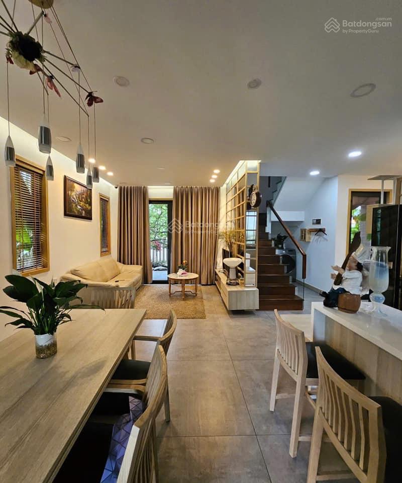 Cho thuê biệt thự Valora Fuji 13mx13m 3PN gần Liên Phường, Đỗ Xuân Hợp. LH 0901 193 ***