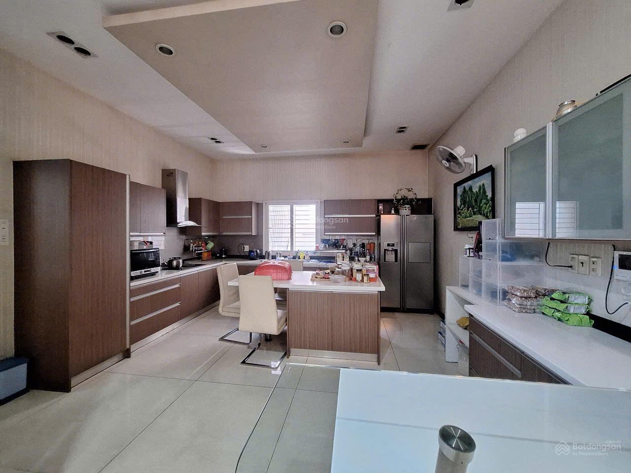 Bán căn biệt thự góc 2 mặt tiền đường Khổng Tử P. Bình Thọ Quận Thủ Đức