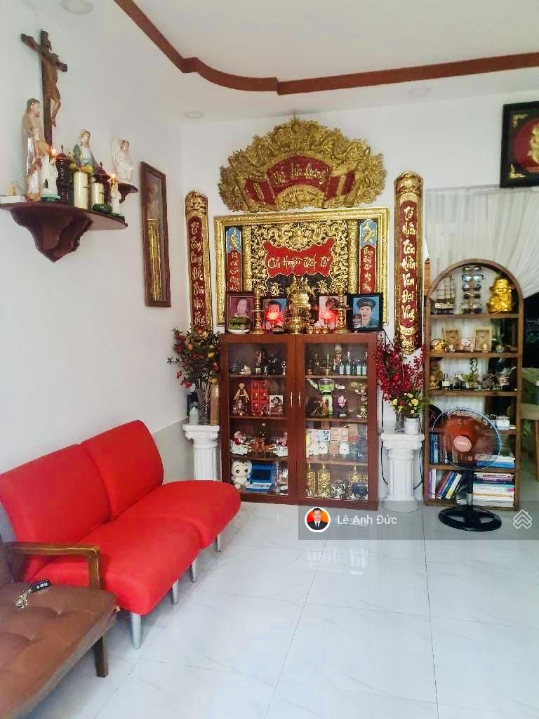 Nhà đẹp 2 tầng - khu phân lô, xe hơi vào tận cửa - vị trí vip Bình Trưng Đông Q2 - kế Lê Văn Thịnh