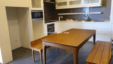 Cần bán căn hộ Star Hill 2 phòng ngủ lớn, 94 m2 full nội thất 9.5 tỷ thương lượng