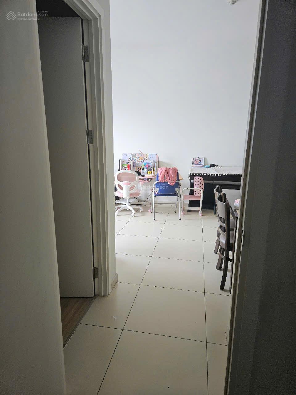 Bán căn hộ Hausneo, Căn 2pn 2wc, NTCB, giá 4,3 tỷ thương lượng, Lh xem nhà 0966 062 *** Mr Quảng. Bán căn hộ Hausneo, Căn 2pn 2wc, NTCB, giá 4,3 tỷ thương lượng, Lh xem nhà 0966 062 *** Mr Quảng.