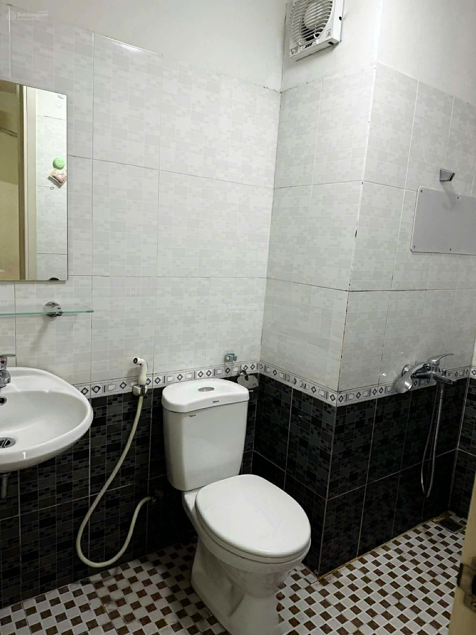 Bán 2PN giúp cô bạn cùng quê giá ko thể rẻ hơn 4.1 tỷ tòa T2 Thăng Long Victory