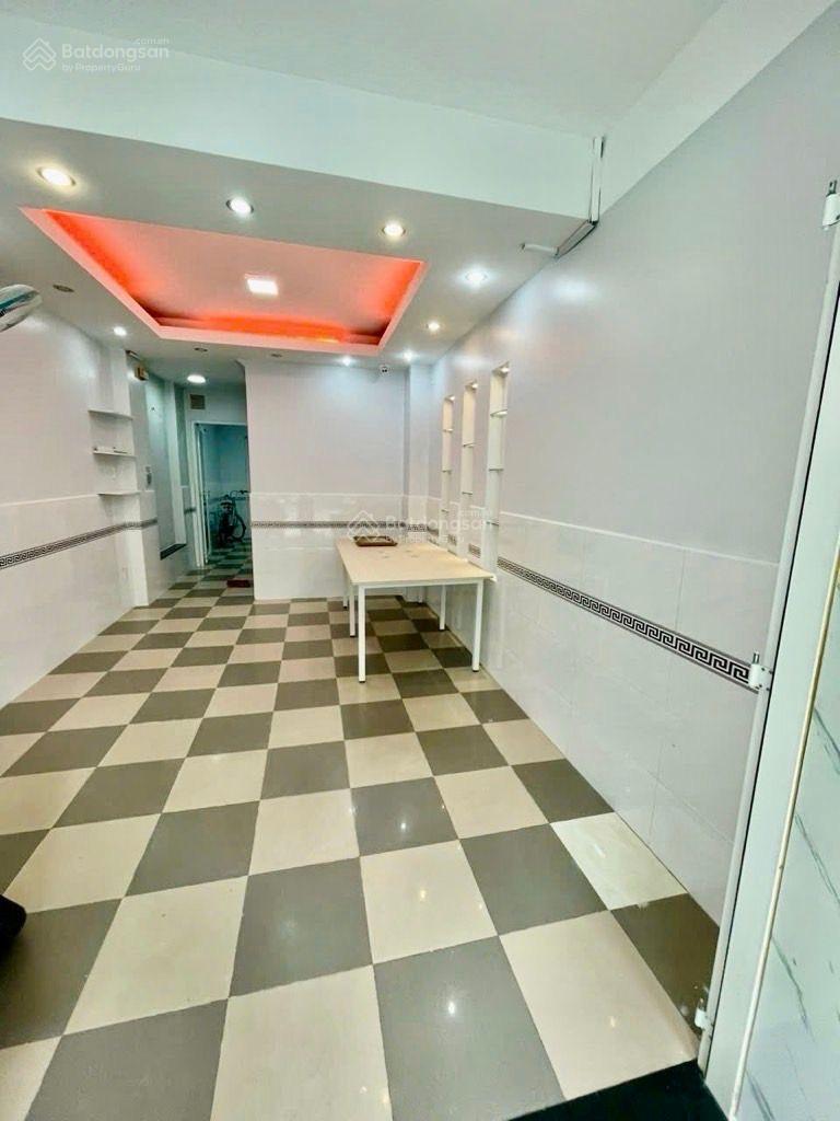 KHU BÌNH PHÚ P10 - MẶT TIỀN CƯ XÁ - 5 TẦNG - 5PN - KHU SẦM UẤT NHIỀU QUÁN XÁ NGÂN HÀNG - LIÊN HỆ E