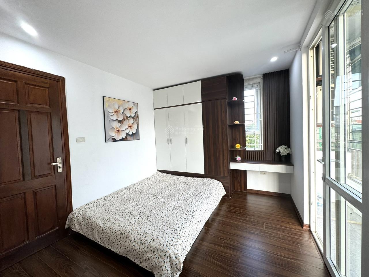 Bân căn hộ Mỹ Đình - Đình Thôn 55m, 2PN, full nội thất , ở ngay, ô tô đỗ cửa