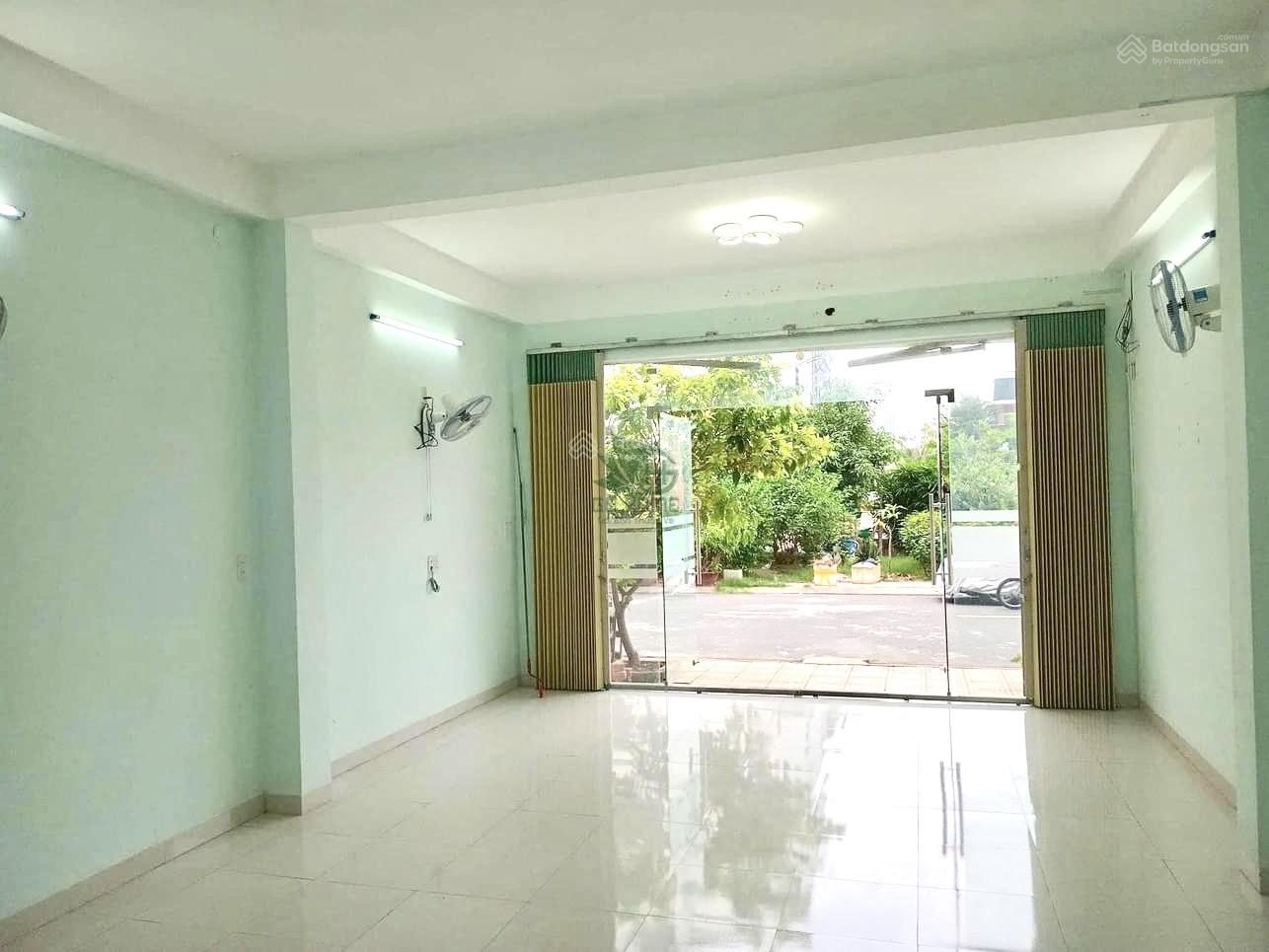 Cho thuê nhà 3 tầng 5 phòng ngủ KĐT ACC Vườn Xoài 15 triệu/tháng